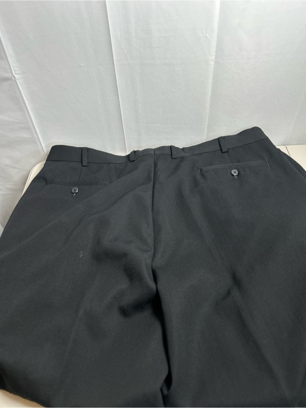 Men's Black Dress Pants - Classic Straight Fit 40X32 - Picture 13 of 16